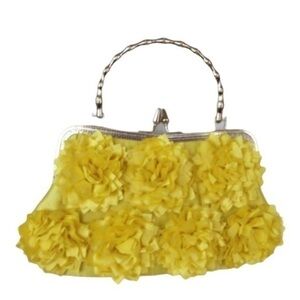 NWT BellaKiarapurse Vintage inspired yellow floral purse